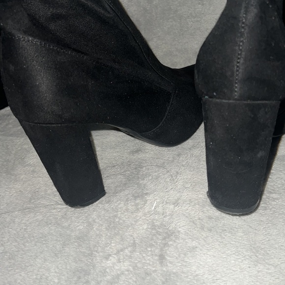 Knee high boots - Picture 3 of 5